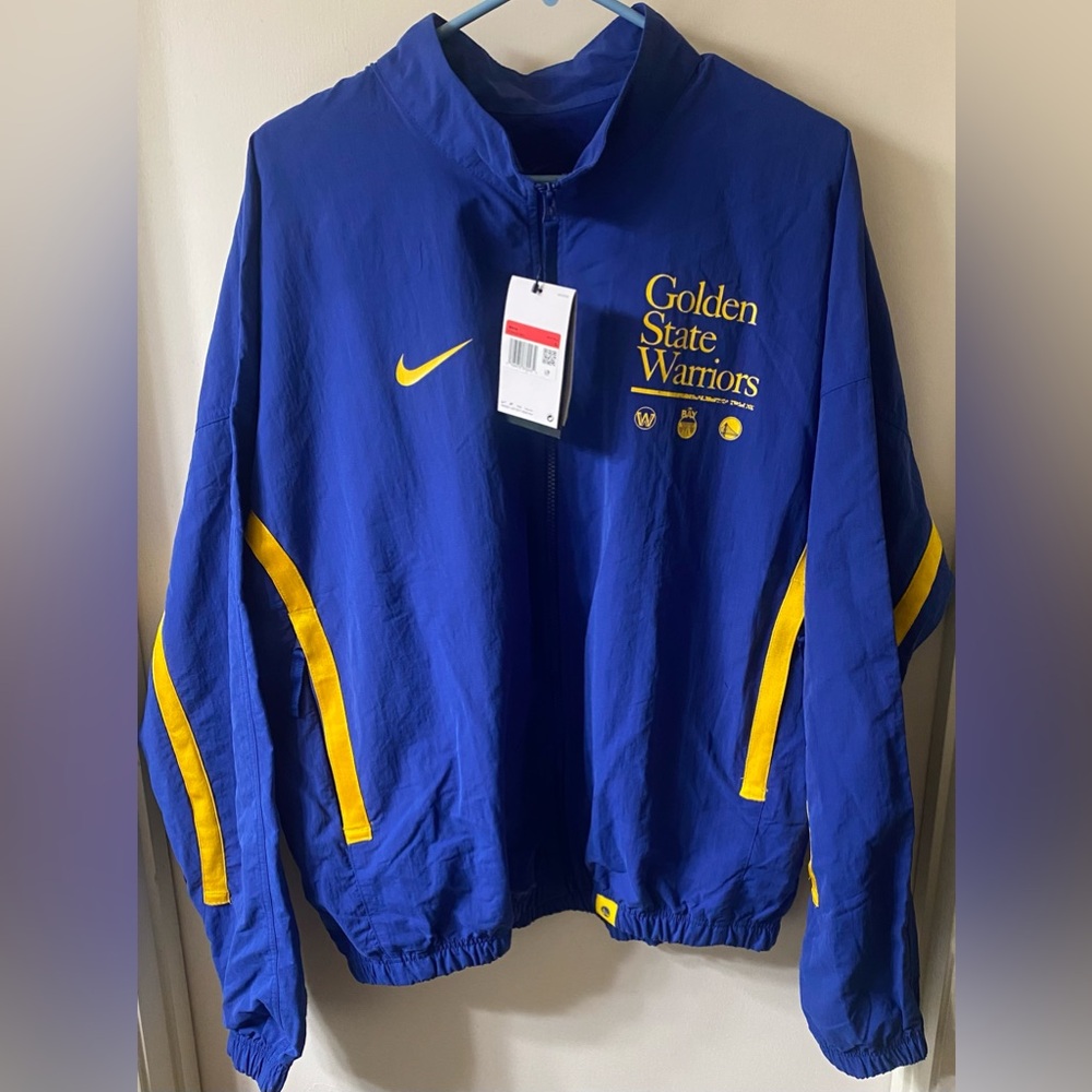 Nike Golden State Warriors DNA Courtside Jacket. Style FD8530-495 Mens Sz L. NWT